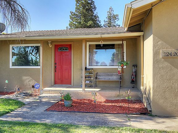 4th image of 12420 Oden Dr