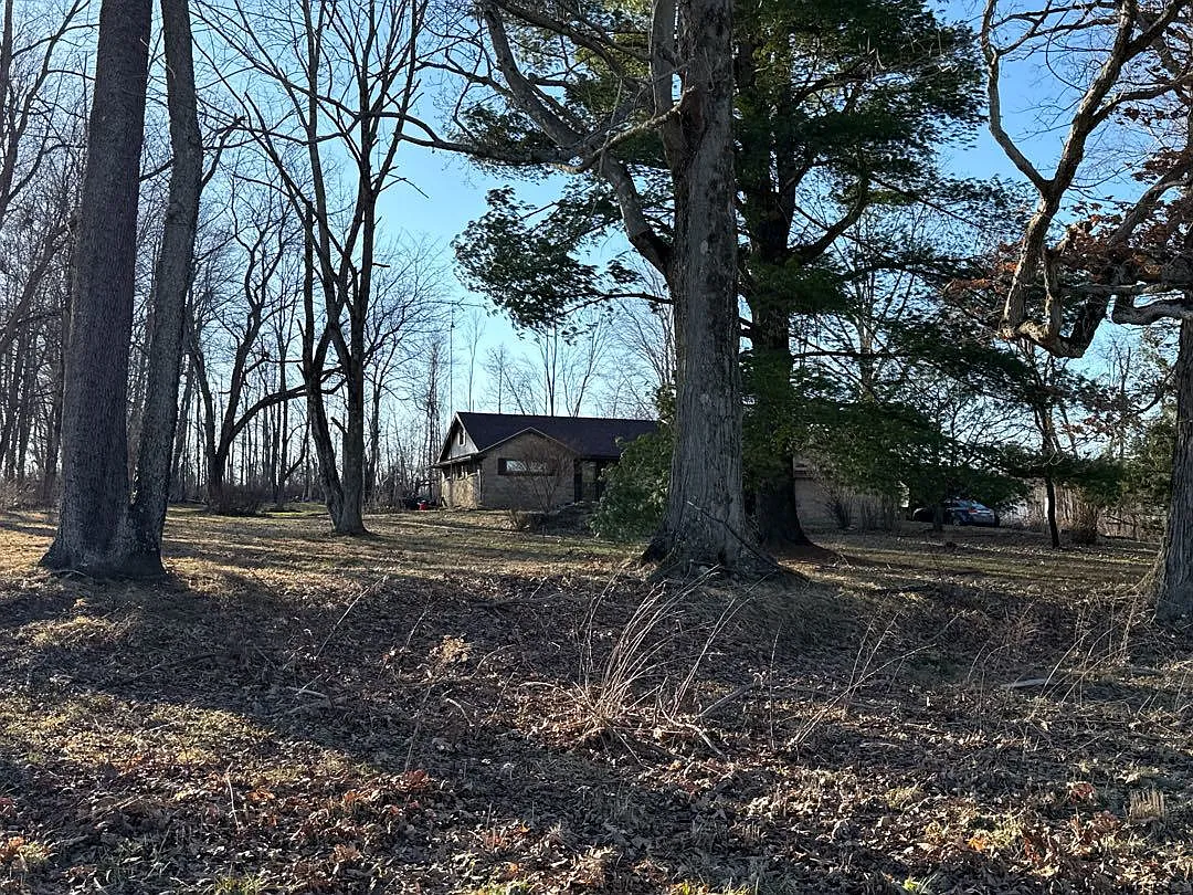 8823 Perry Hwy photo 1