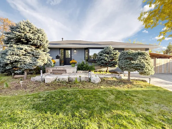 27 Matlock Ave, Mississauga, ON L5N 2P7