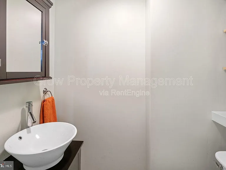 4714 Fowler St — Photo 21