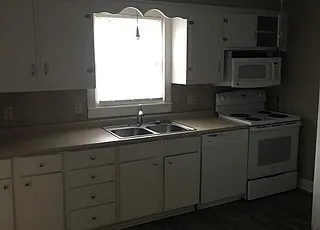 829 Bartley Ave — Photo 6