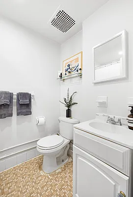 Rented by Compass | media 7