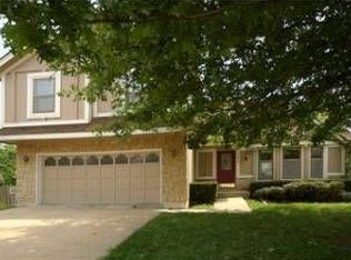 1417 S Sheridan Bridge Cir, Olathe, KS 66062