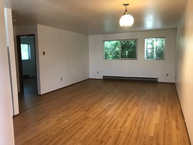 5028 11th Ave NE #25 — Photo 10