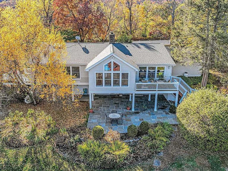 90 Cushman Rd — Photo 35
