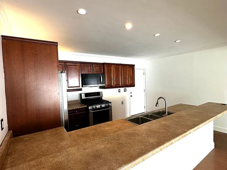 2285 Santa Ana Ave #2289 — Photo 4