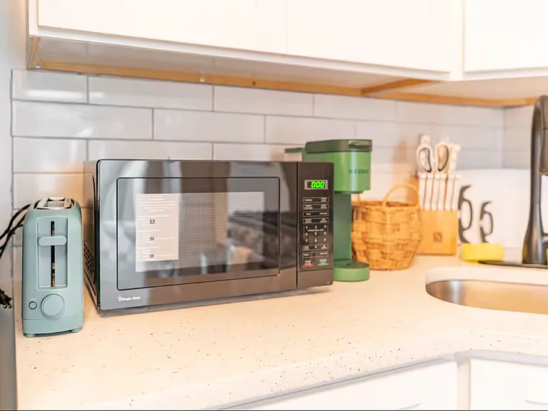 166 Elm St #1L — Photo 14