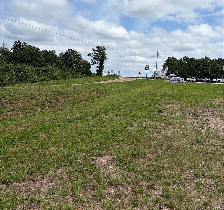 1st image of LOT 1 Highway 135