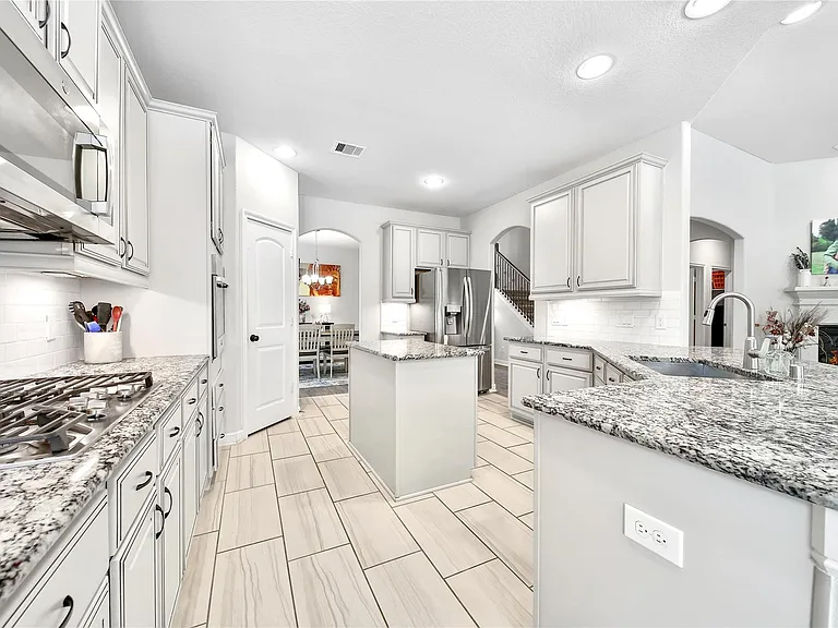 32918 Franklin Brooks Dr — Photo 11