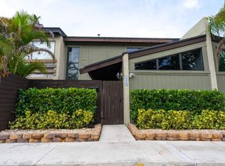 7110 SW 111th Pl, Miami, FL 33173
