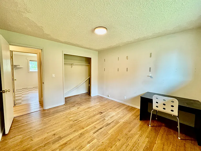 18 Jonathan Rd — Photo 14