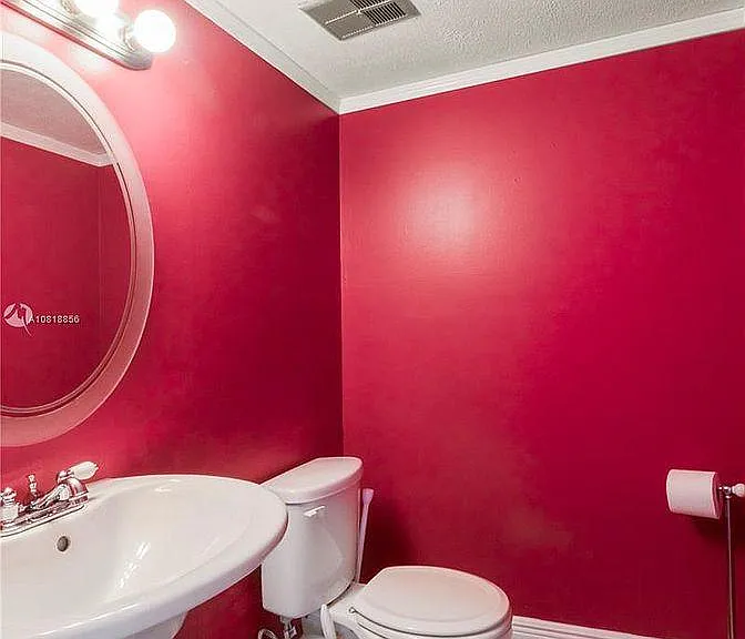 1955 NE 135th St #308 — Photo 8