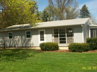 625 W Blue St, Sheldon, IL 60966