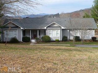 788 Twin Mountain Rd, Hiawassee, GA 30546