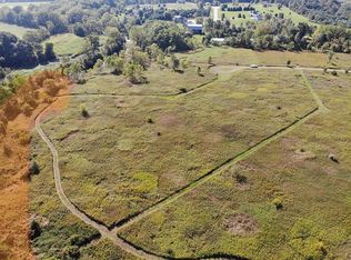 1817 Country Place Dr, Hastings, MI 49058