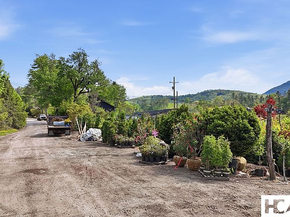 2nd image of N/A Valley Road