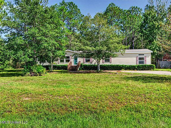 3rd image of 18840 Reese Dr