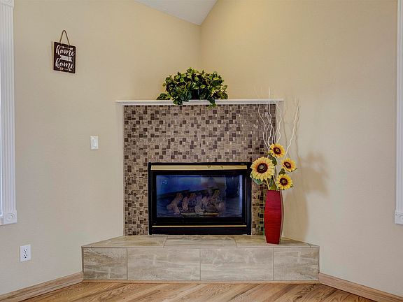 Fireplace Feature