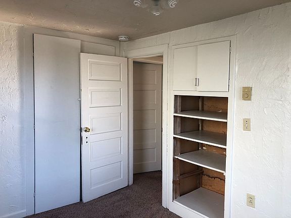 2nd image of 411 Cedar St