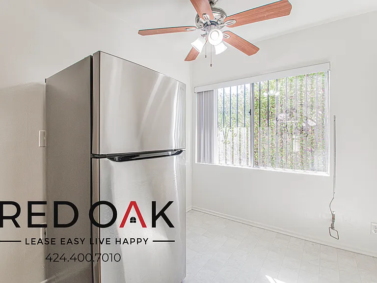 6655 Franklin Ave #11 — Photo 7