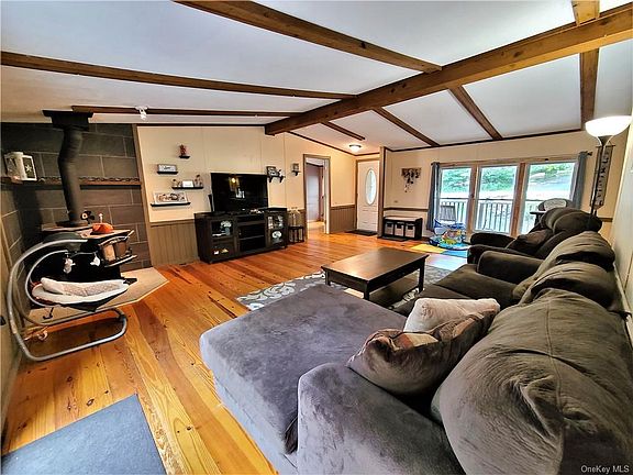 5th image of 149 Dill Rd