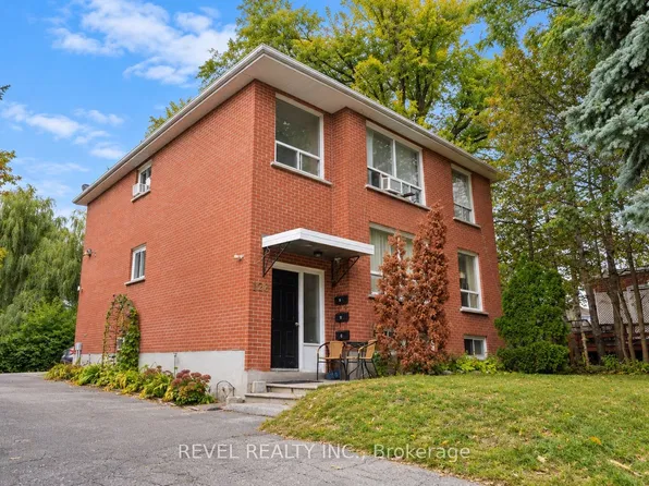 138 Innisfil St, Barrie, ON L4N 3E7