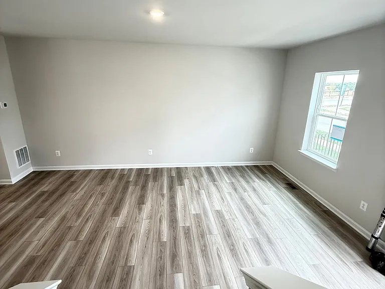 1353 Cedar Valley Rd — Photo 39