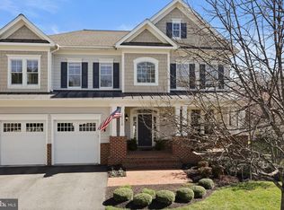 1843 Mamie Dyer Ln, Vienna, VA 22182