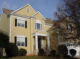 6321 Rosebriar Ln, Charlotte, NC 28277