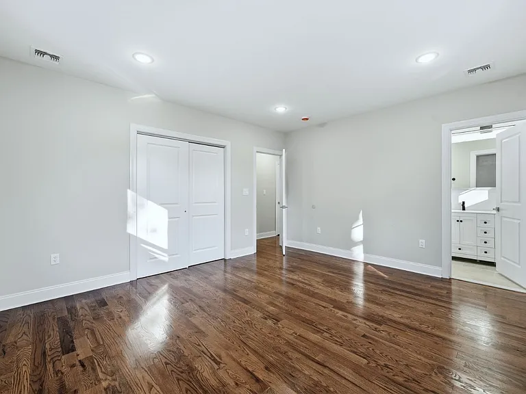 46 Eppirt St #2 — Photo 13