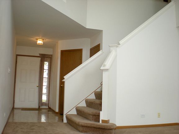 2nd image of 1167 Westminster Ln