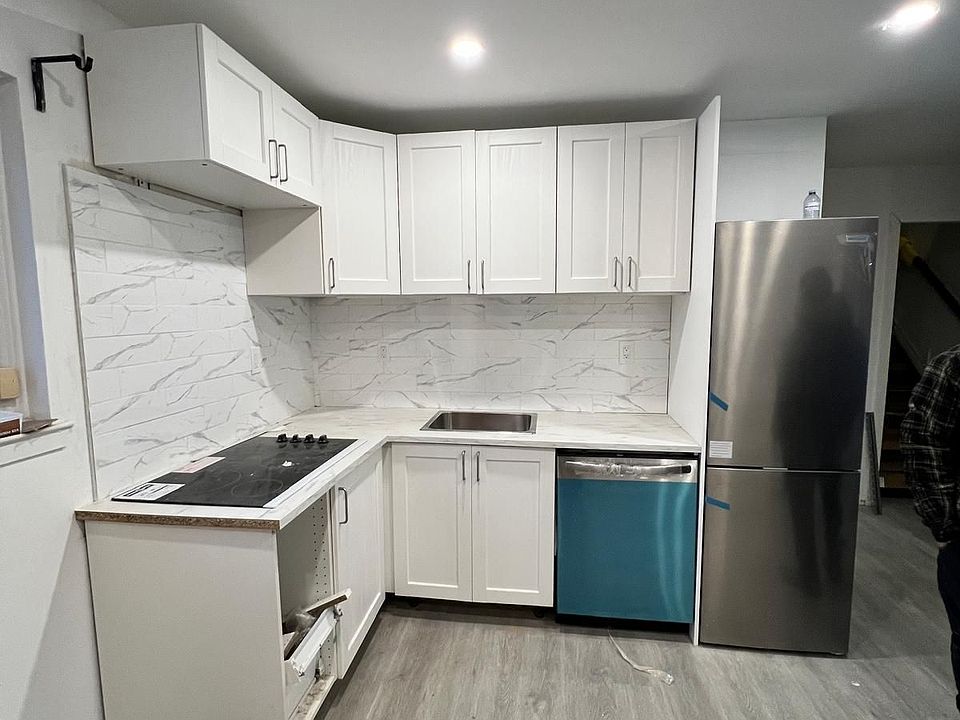 1st image of 91 Kingslake Rd #Basement