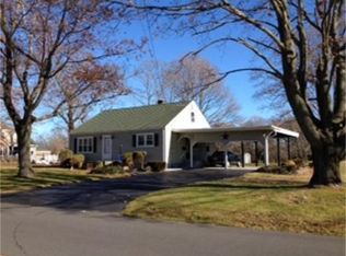 133 Hortonville Rd, Swansea, MA 02777