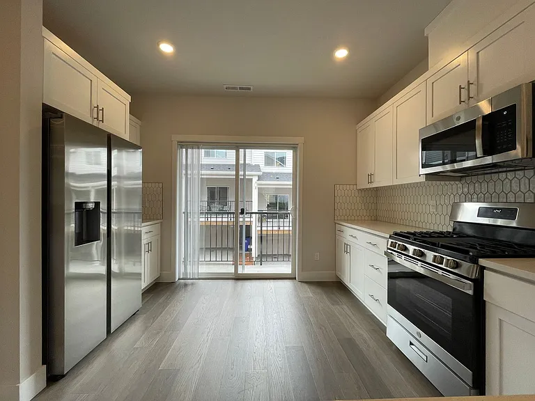 15087 NW Ethel Ln — Photo 9