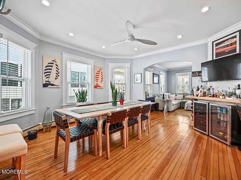 214 Brinley Ave — Photo 6