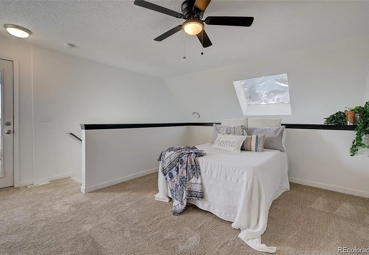 1 bed, 1.0 bath, 765 sqft, $1,650 — Photo 1