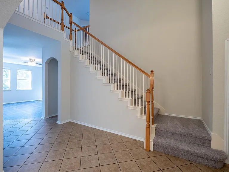 1710 Lomita Dr — Photo 2
