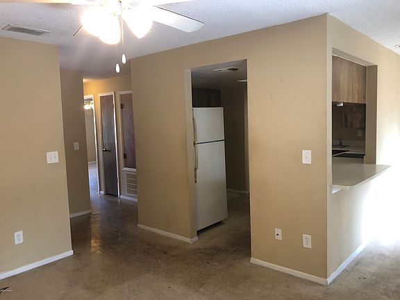 3rd image of 419 Banana Cay Dr APT I
