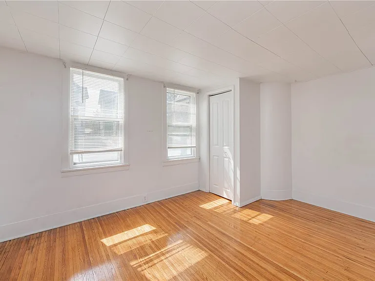 54 Sanford St #A — Photo 10