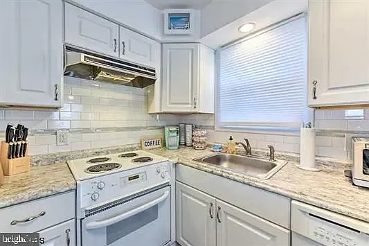 1106 E Evans Blvd #1 — Photo 11