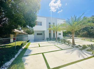 395 SW 77th Ave, Miami, FL 33144