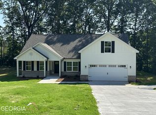892 Belmont Park Dr, Commerce, GA 30529
