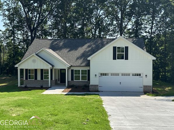 892 Belmont Park Dr