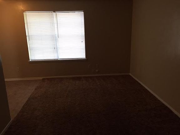 5th image of 3505 Denson Dr APT B