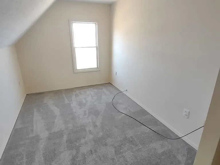 1459 Ridgewood Ave — Photo 5