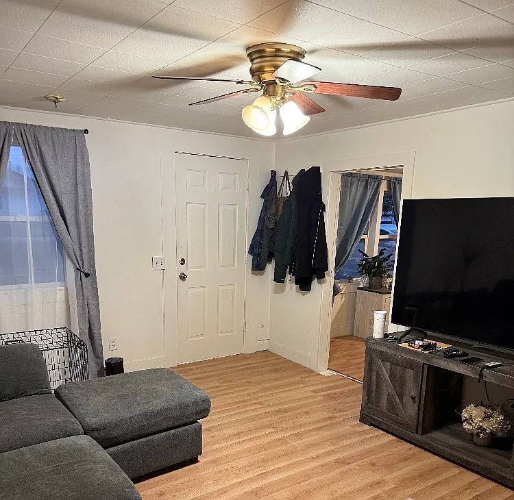 2 bed, 784 sqft, $900 — Photo 2