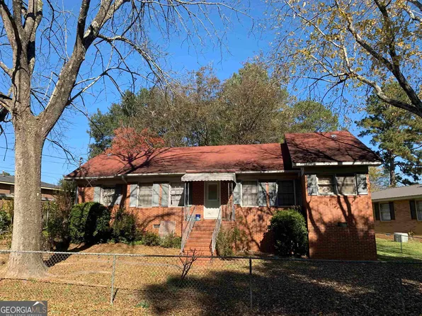 1702 Brookwood Cir NE, Milledgeville, GA 31061
