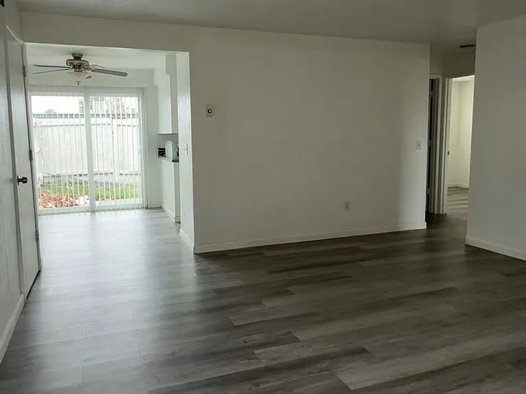 2111 Turner St — Photo 5