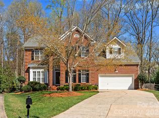 8905 Leitrim Ct, Charlotte, NC 28277