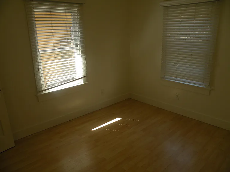 325 N Milpas St #2 — Photo 11